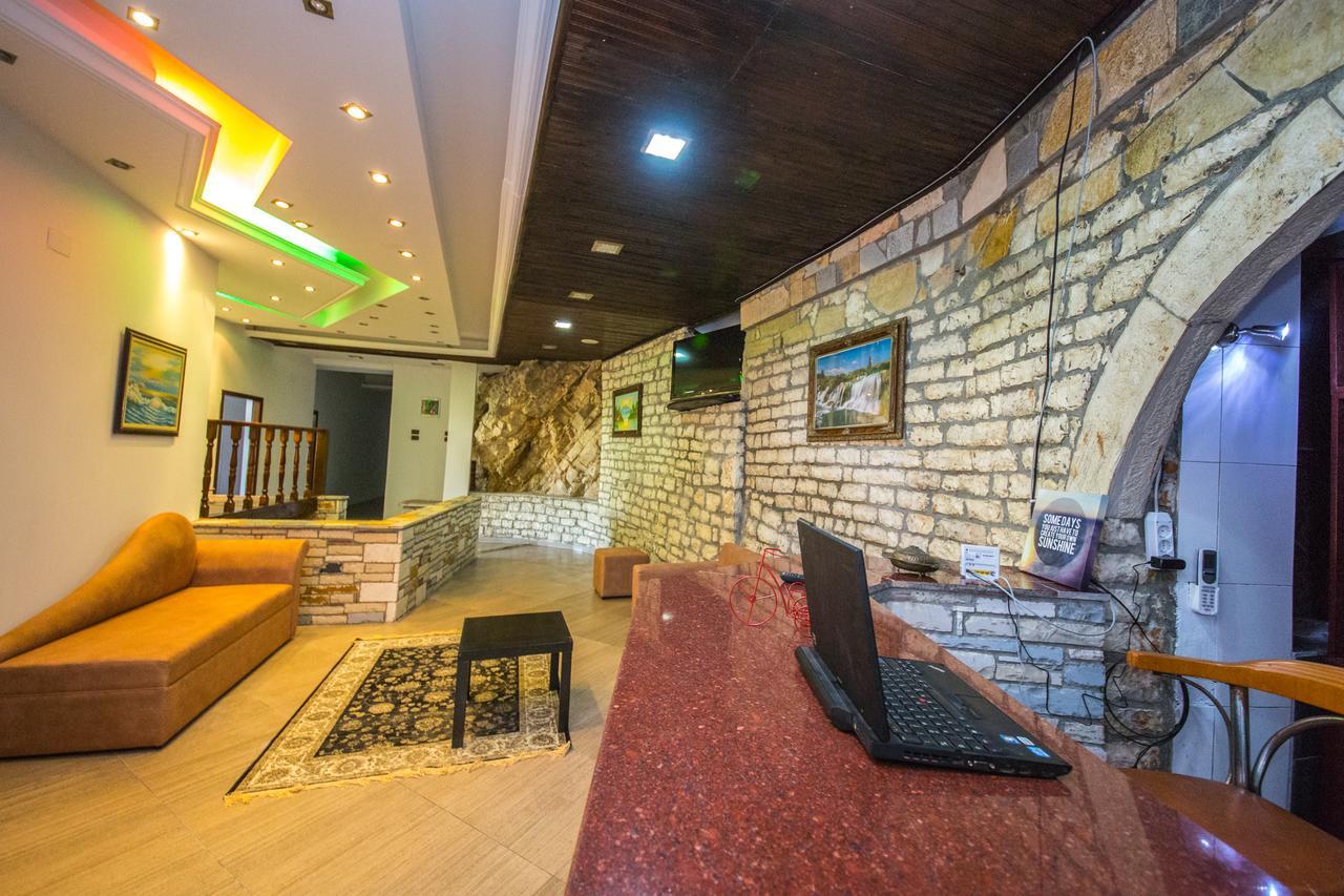 Hotel Ajka Berat Exterior photo