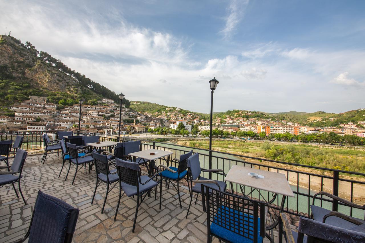 Hotel Ajka Berat Exterior photo