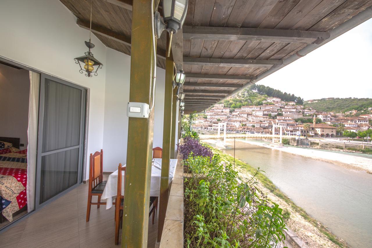 Hotel Ajka Berat Exterior photo