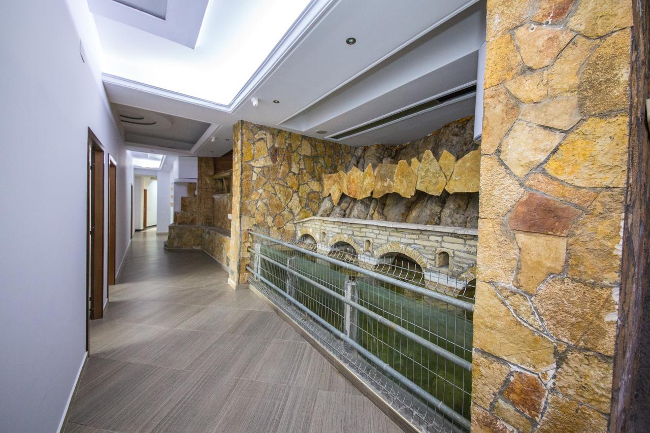 Hotel Ajka Berat Exterior photo