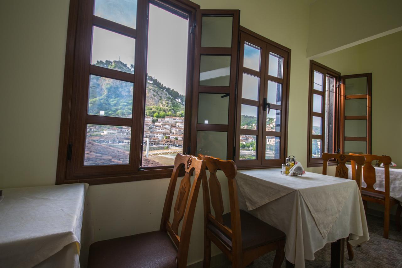 Hotel Ajka Berat Exterior photo