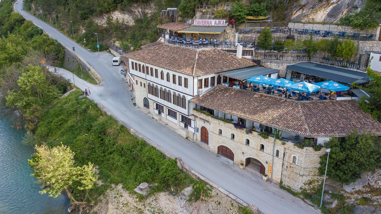 Hotel Ajka Berat Exterior photo
