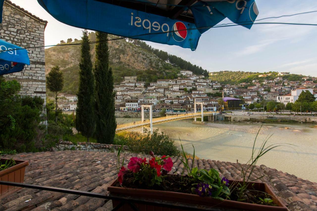 Hotel Ajka Berat Exterior photo