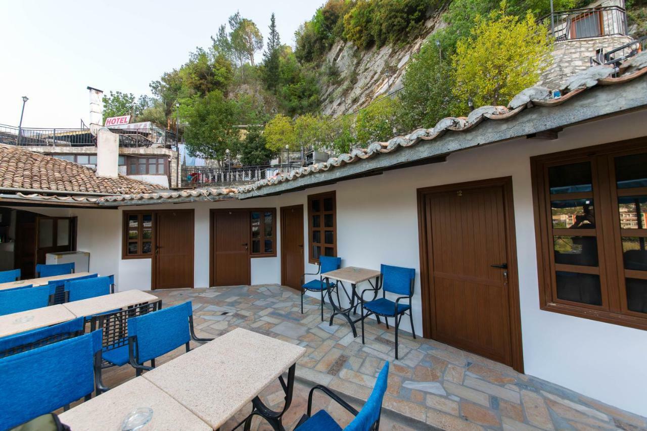 Hotel Ajka Berat Exterior photo