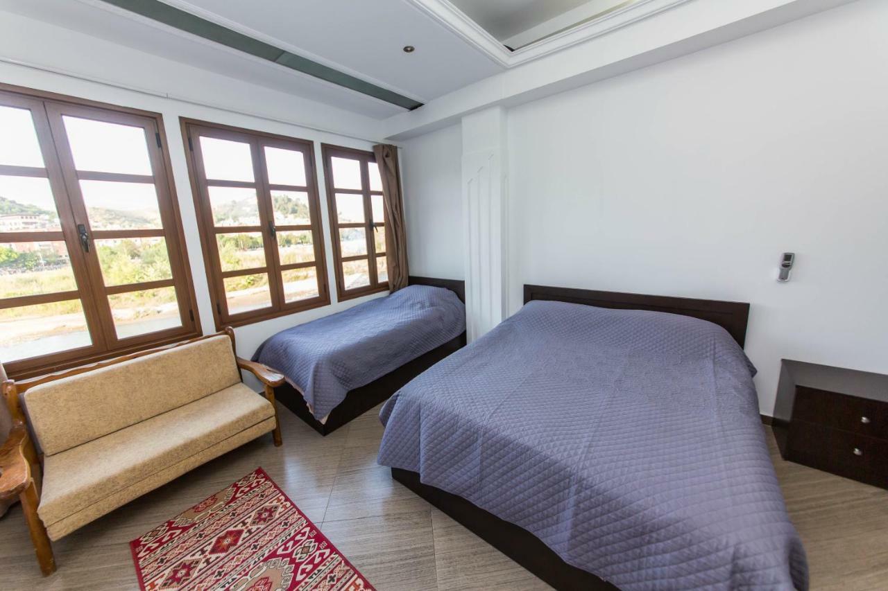 Hotel Ajka Berat Exterior photo